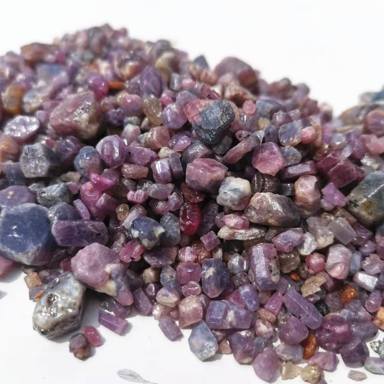 Pietre di corindone viola grez - Jewelry Making Raw Materials recensione e prezzo