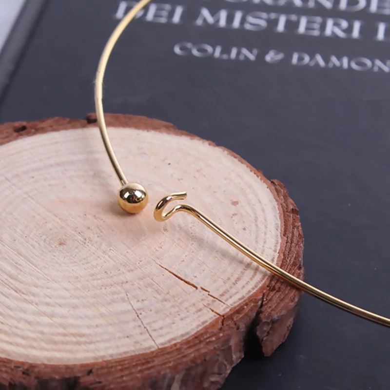 Semplice collana con anello al - Eyepin Ball End recensione e prezzo