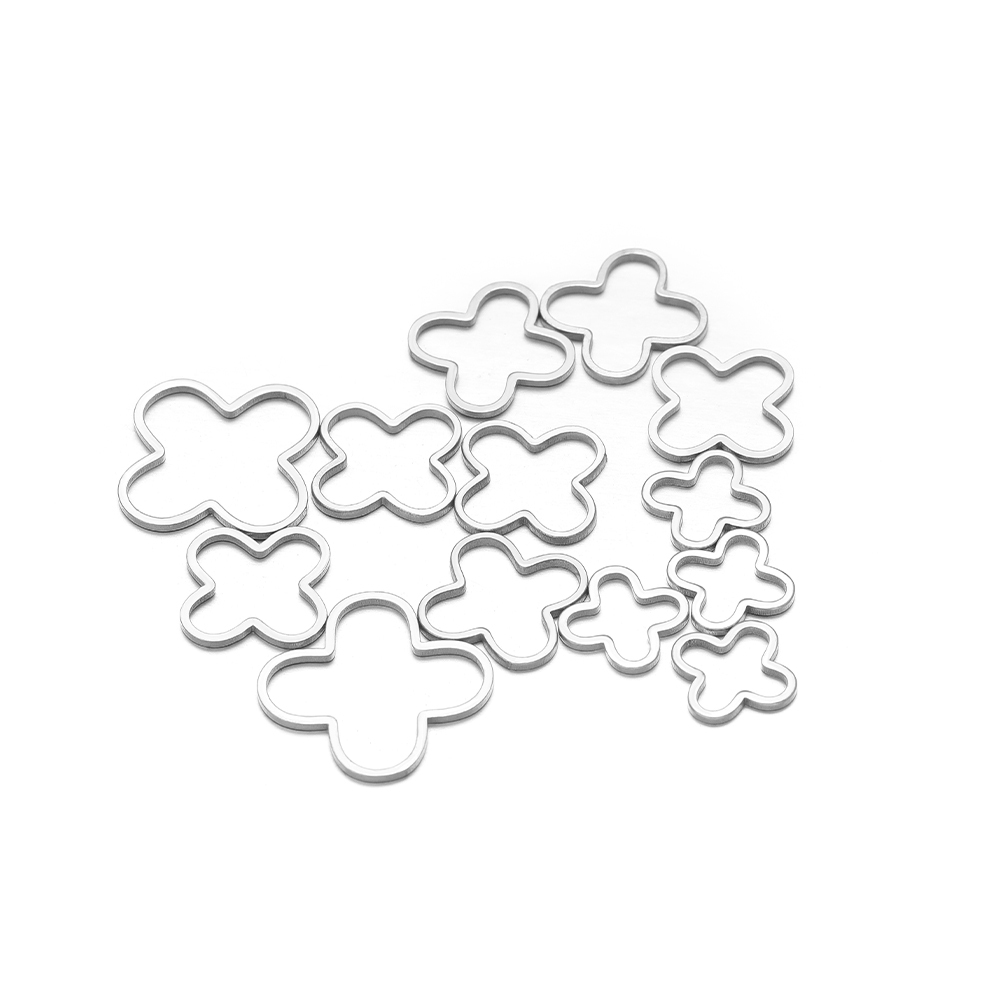 20/50 pz Quattro Foglie Fiori  - Jewelry Making Materials Wholesale recensione e prezzo