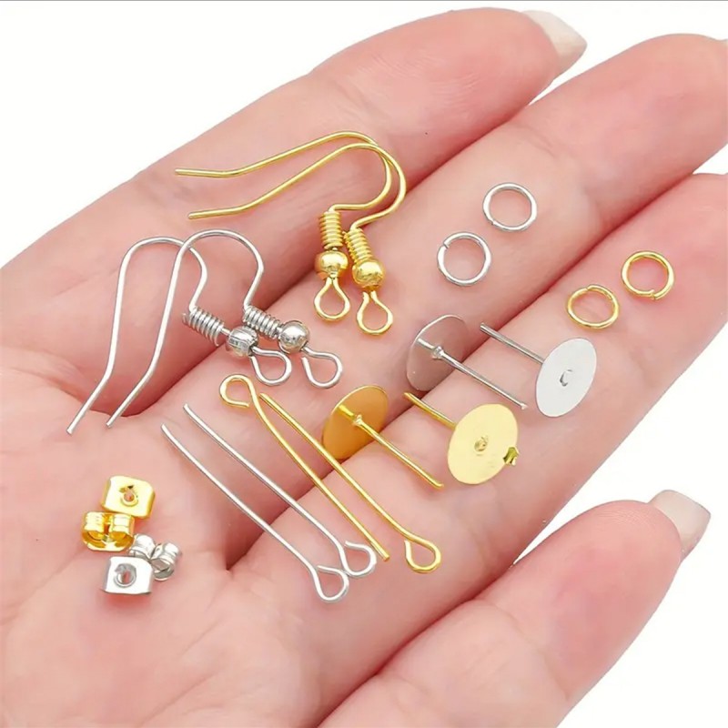 Set di 1 Scatola con Ganci per - Jewelry Making Materials Wholesale recensione e prezzo